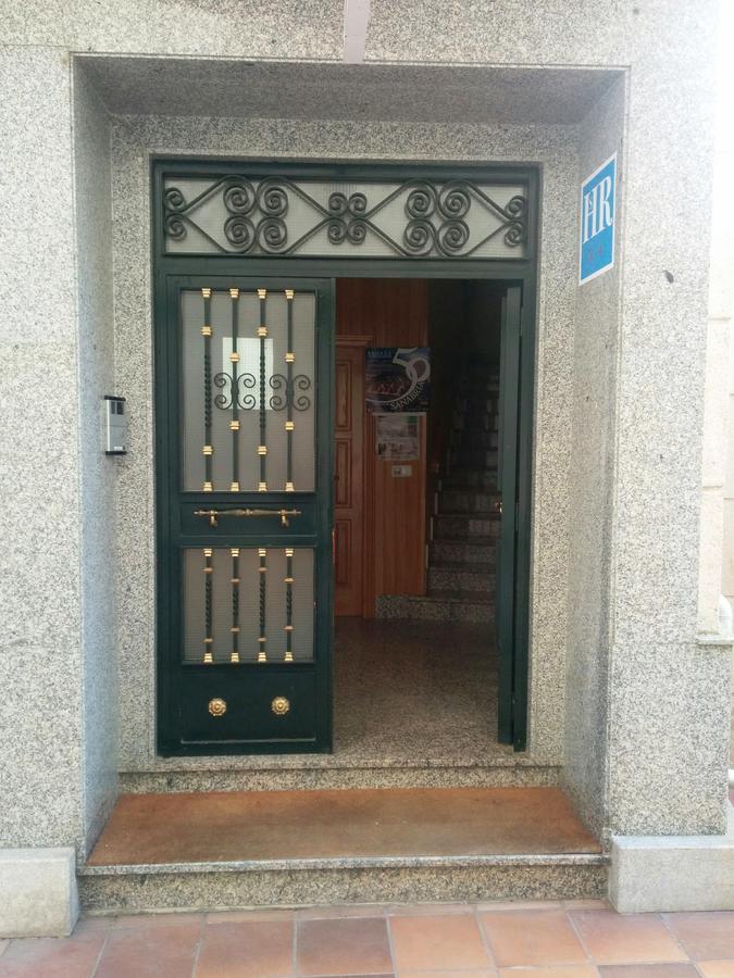 Hostal Carmen Hotel El Puente  Luaran gambar