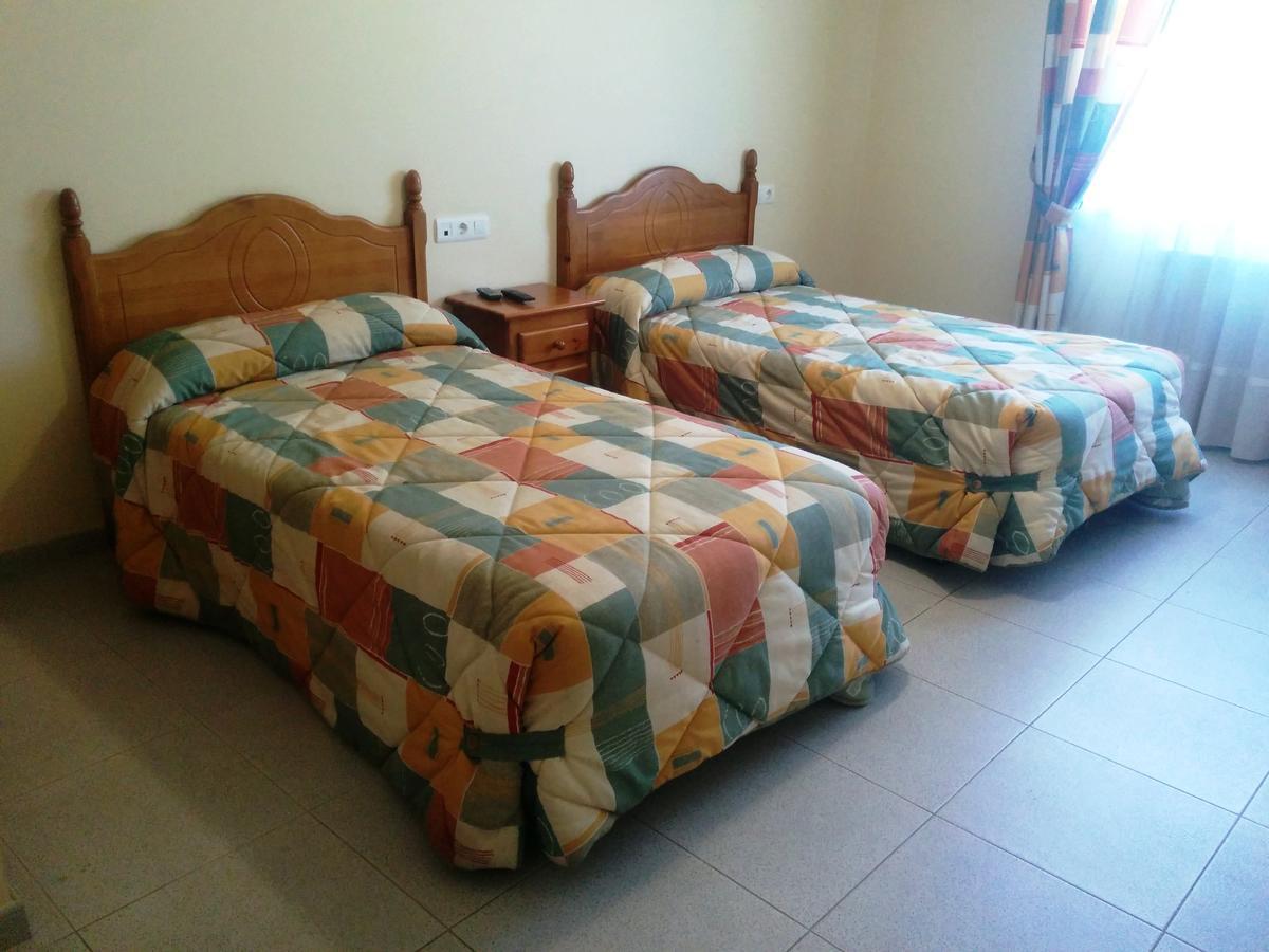 Hostal Carmen Hotel El Puente  Luaran gambar